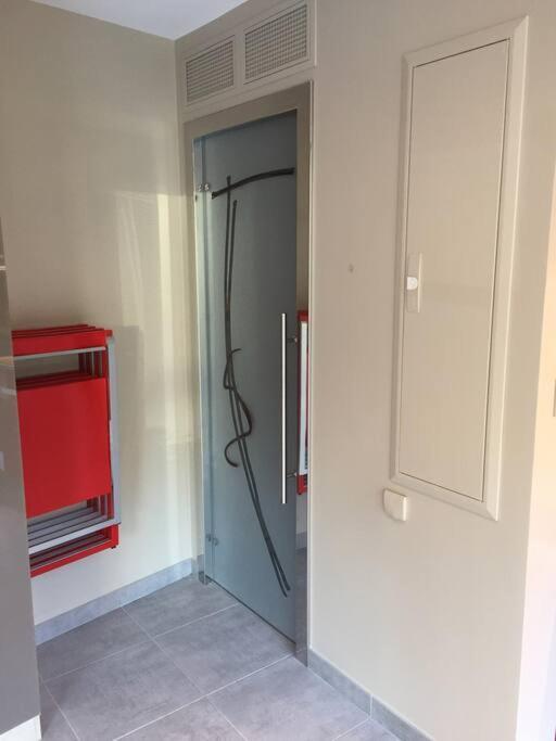 La Favorite - Centre De Cassis - Climatisation Apartment ภายนอก รูปภาพ